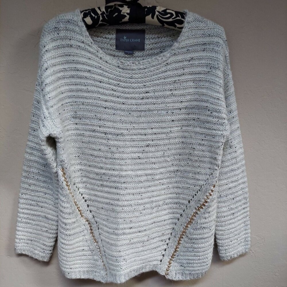 Paper Crane Womens Small Gold Metal Chain Knitted Pullover Pullover White Beige